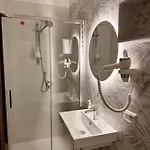 Miramare Aparthotel 4*
