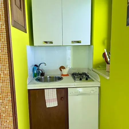 Miramare Aparthotel 2*