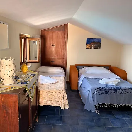 Lägenhetshotell Miramare Cefalù